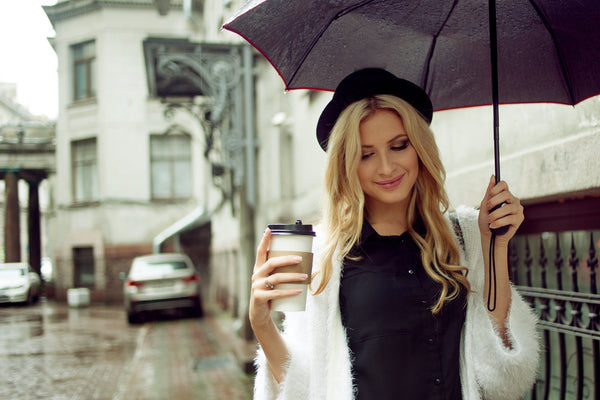 Hair Revival Tips for After Being Caught in a Rainstorm - Lunata Beauty