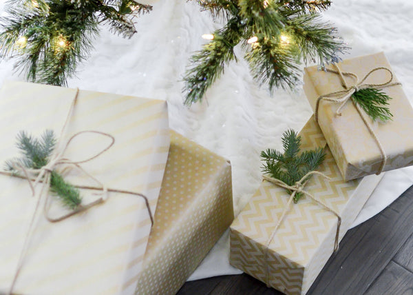 Holiday gifting etiquette for online shopping - Lunata Beauty